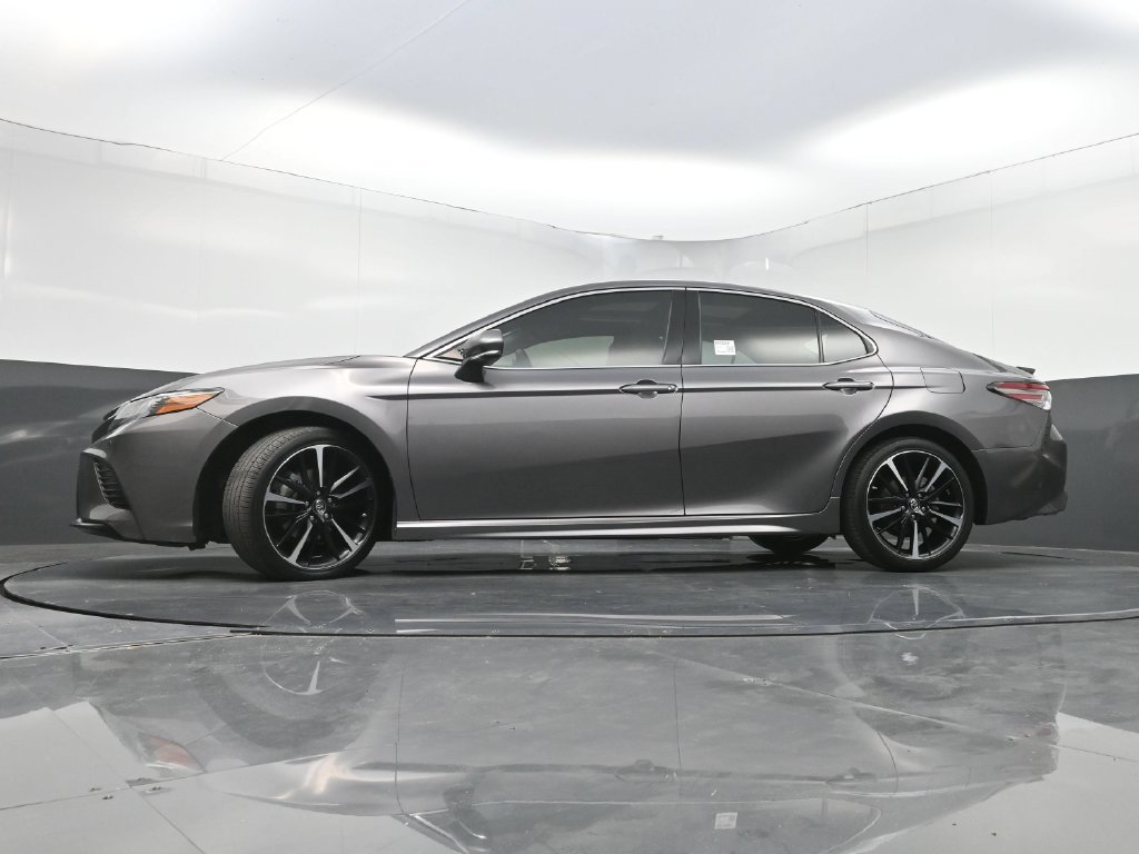 Used 2018 Toyota Camry XSE FWD image 24