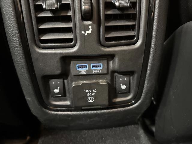 Used 2025 Dodge Durango R/T image 36