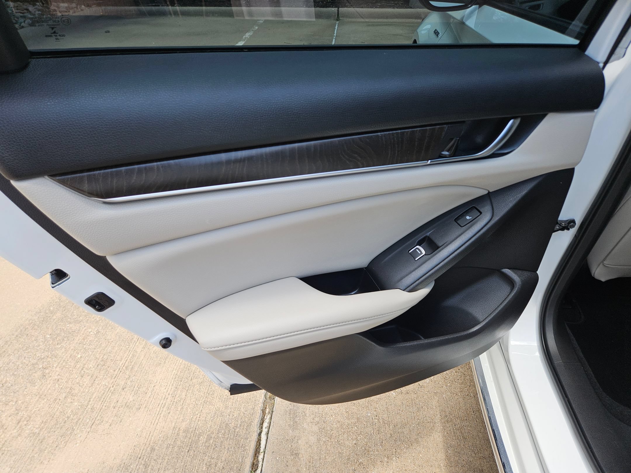 Certified 2022 Honda Accord Touring image 12