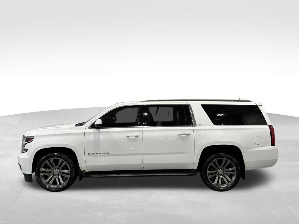 Used 2018 Chevrolet Suburban LT AWD/4WD image 4