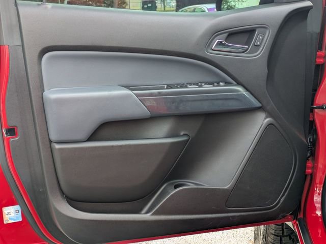 Used 2018 Chevrolet Colorado Z71 AWD/4WD image 9