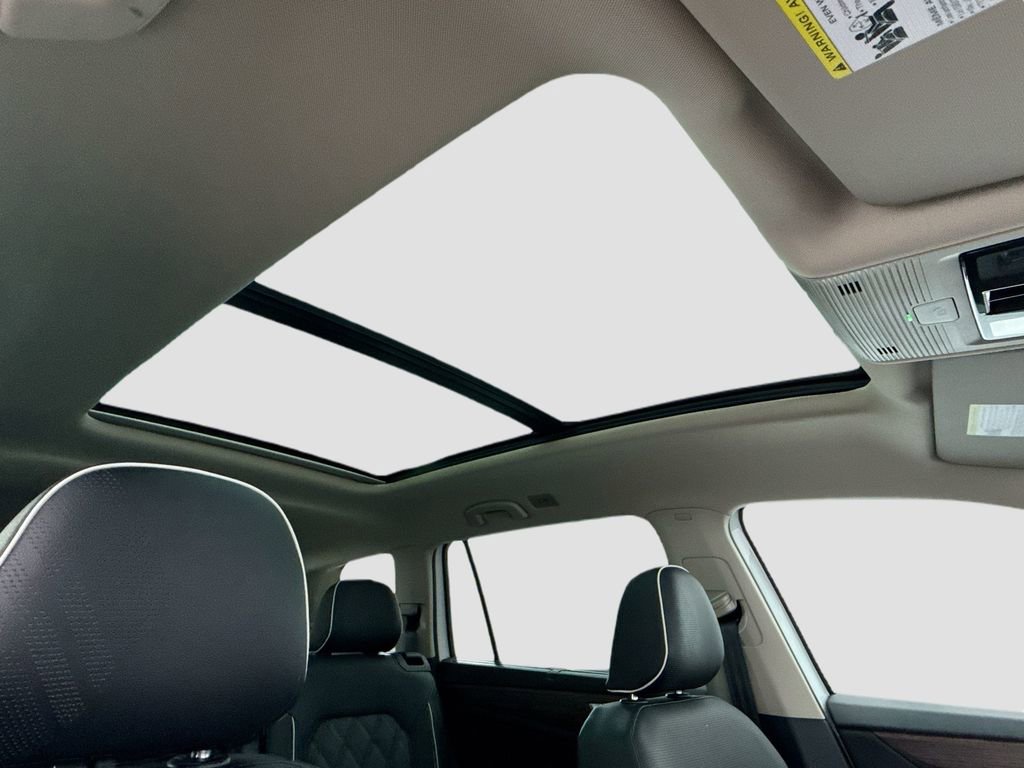 New 2026 Volkswagen Atlas SEL Premium R-Line image 17