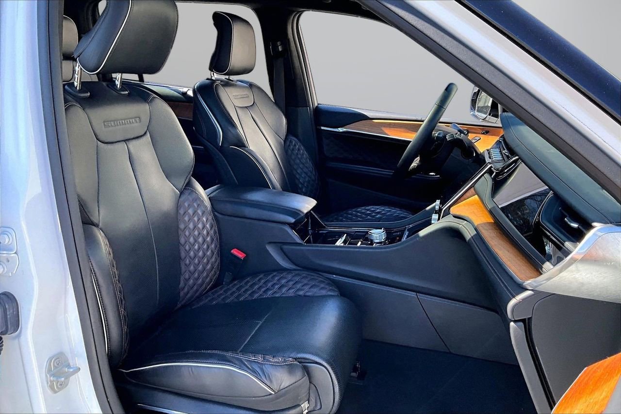 Certified 2023 Jeep Grand Cherokee L Summit image 24