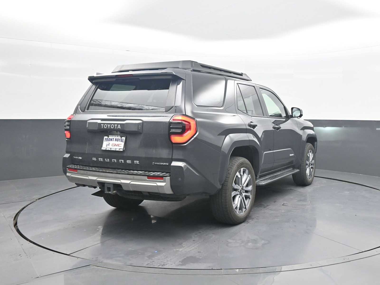Used 2025 Toyota 4Runner Limited AWD/4WD image 7