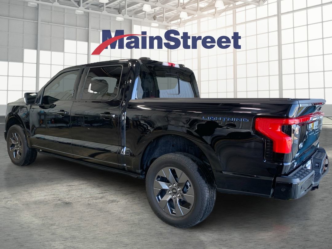 Used 2023 Ford F150 Lightning Lariat w/ Equipment Group 511A High AWD/4WD image 3