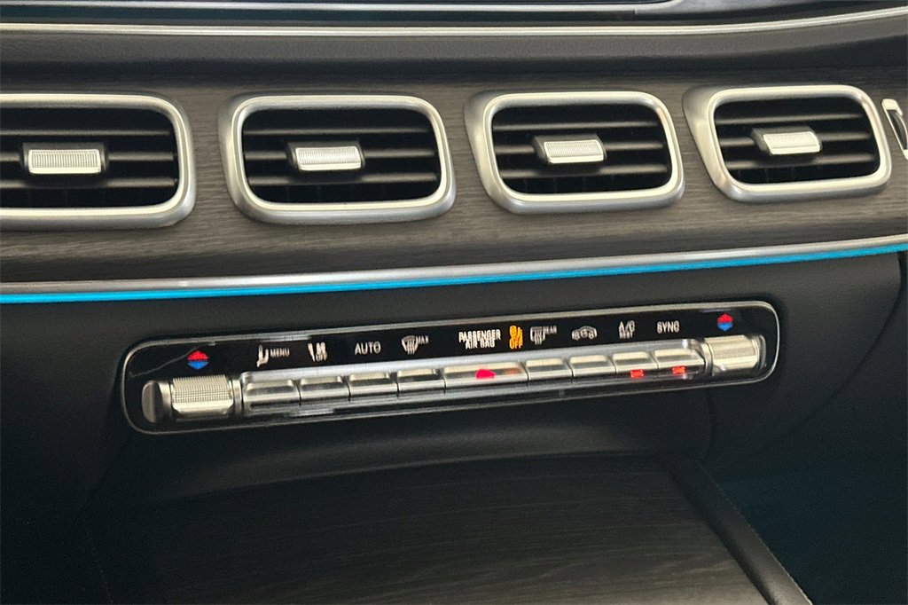 Used 2022 Mercedes-Benz GLE 350 4MATIC w/ AMG Line Exterior image 27