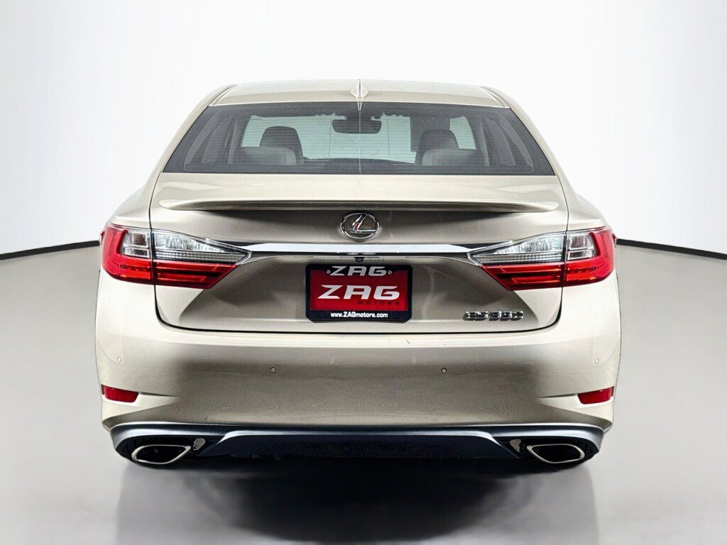 Used 2017 Lexus ES 350 w/ Premium Package FWD image 4