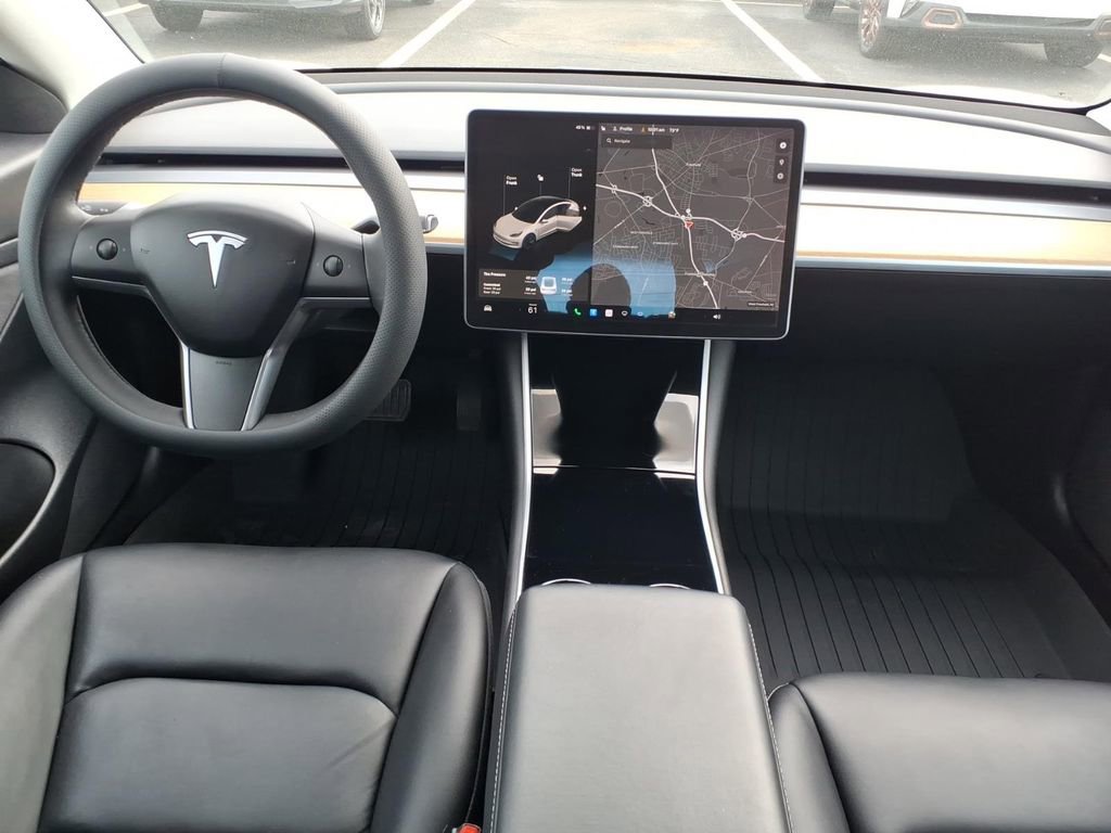 Used 2020 Tesla Model 3 Standard Range image 13