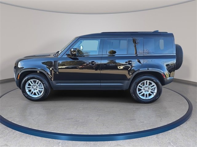 Used 2025 Land Rover Defender 110 S image 8