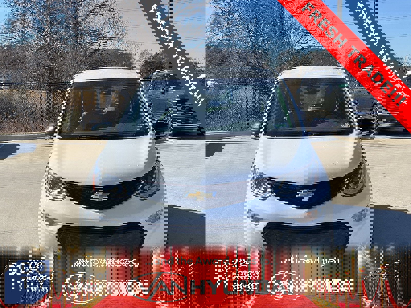 Used 2019 Chevrolet Bolt LT image 2