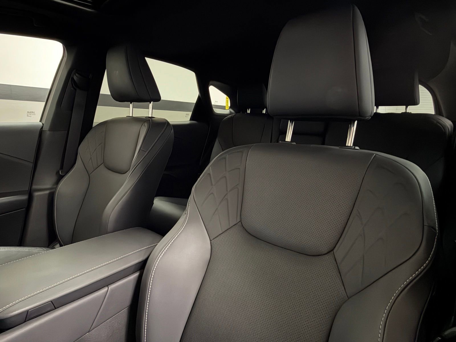 Used 2025 Lexus RX 350 FWD w/ Technology Package image 24