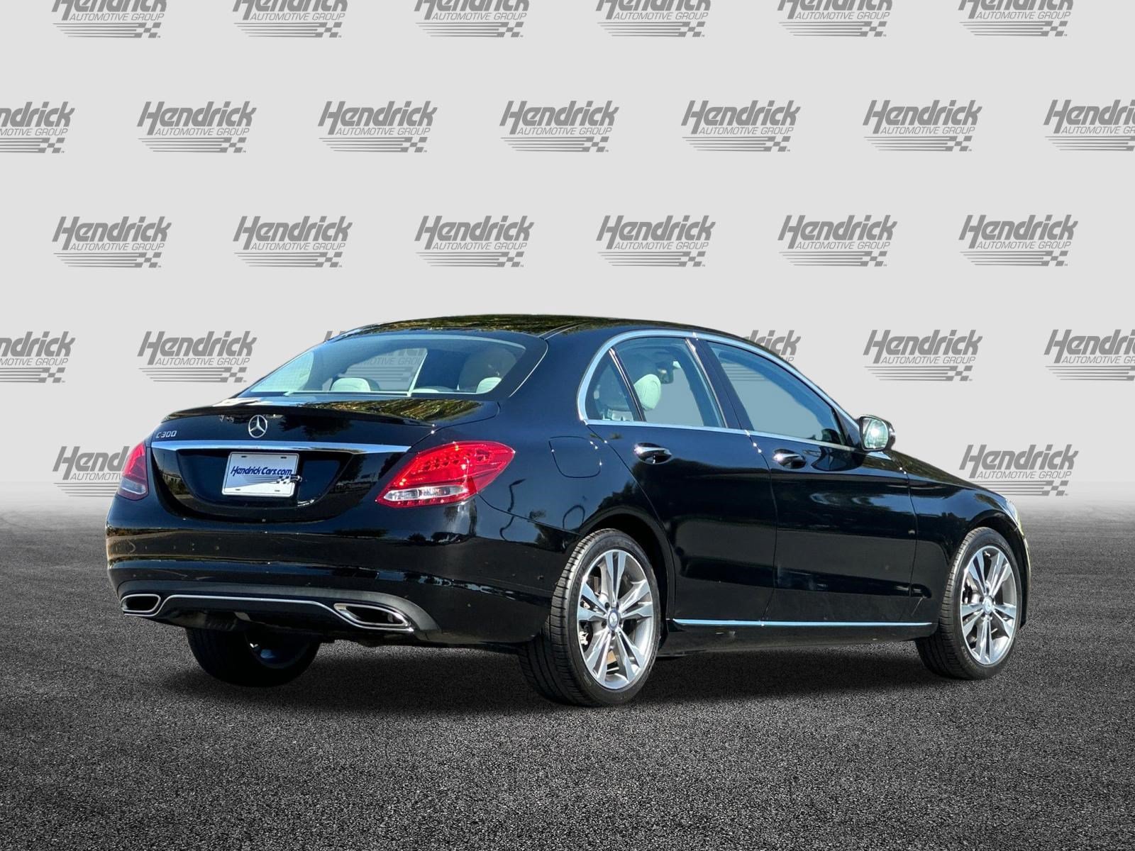 Used 2016 Mercedes-Benz C 300 Sedan image 5