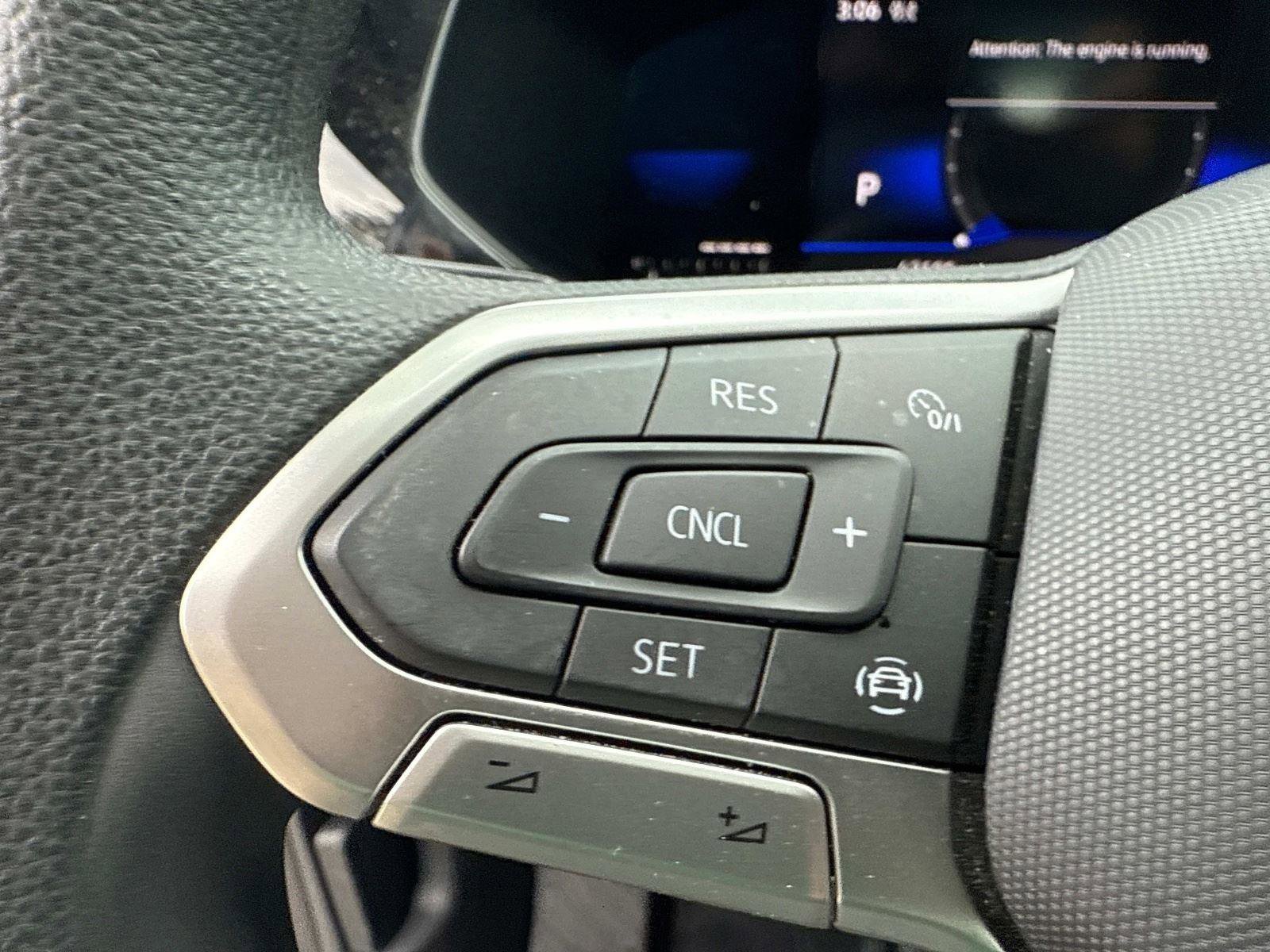 Used 2022 Volkswagen Taos S image 23