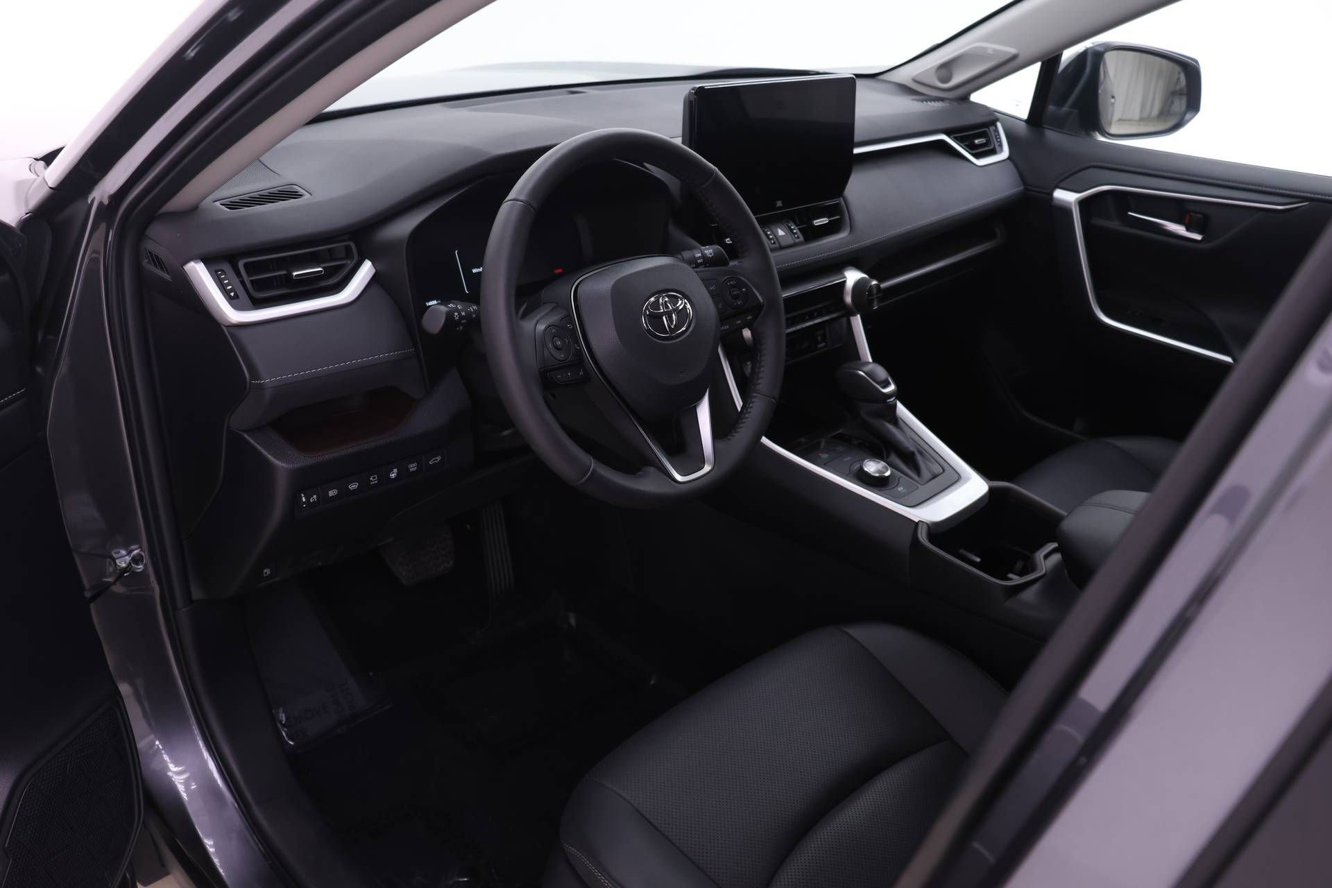 Used 2024 Toyota RAV4 Limited w/ Advanced Technology Package image 3