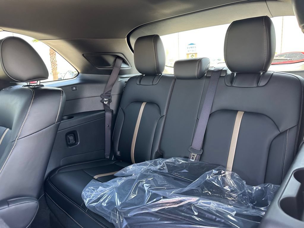 New 2025 MAZDA CX-90 Plug-In Hybrid w/ Premium Plus AWD/4WD image 25
