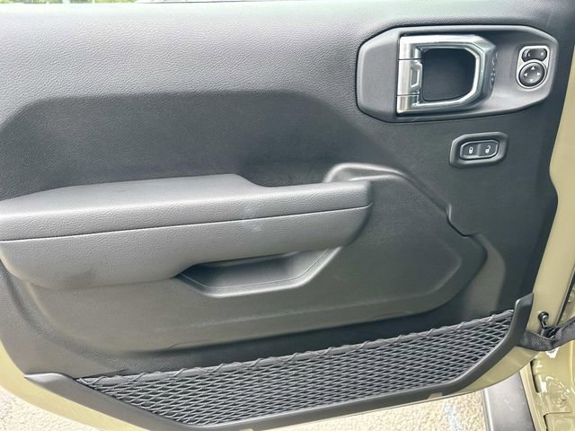 New 2025 Jeep Wrangler Unlimited Rubicon w/ Safety Group image 8