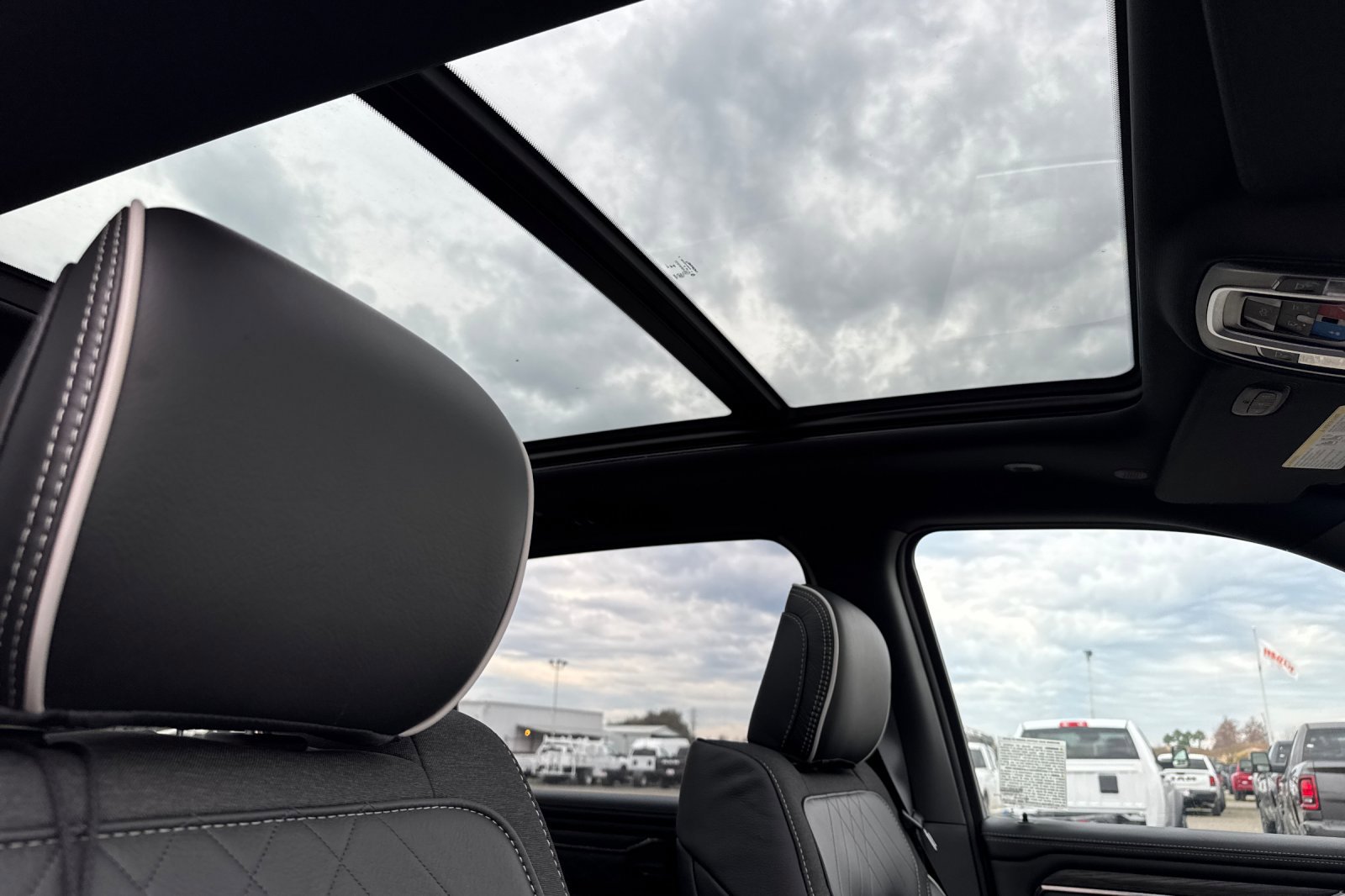 New 2026 RAM 1500 Limited image 15