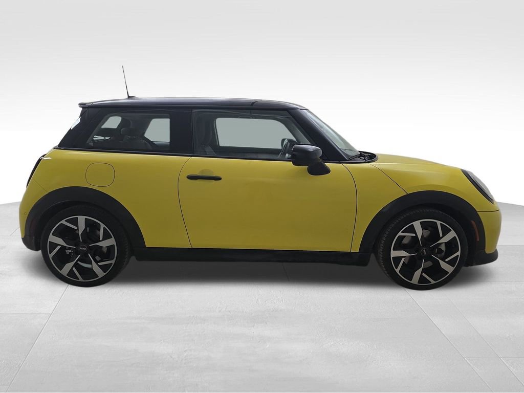 Certified 2025 MINI Cooper S FWD image 10