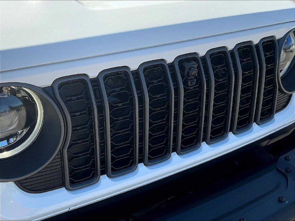 Used 2024 Jeep Wrangler Unlimited Rubicon 392 AWD/4WD image 32
