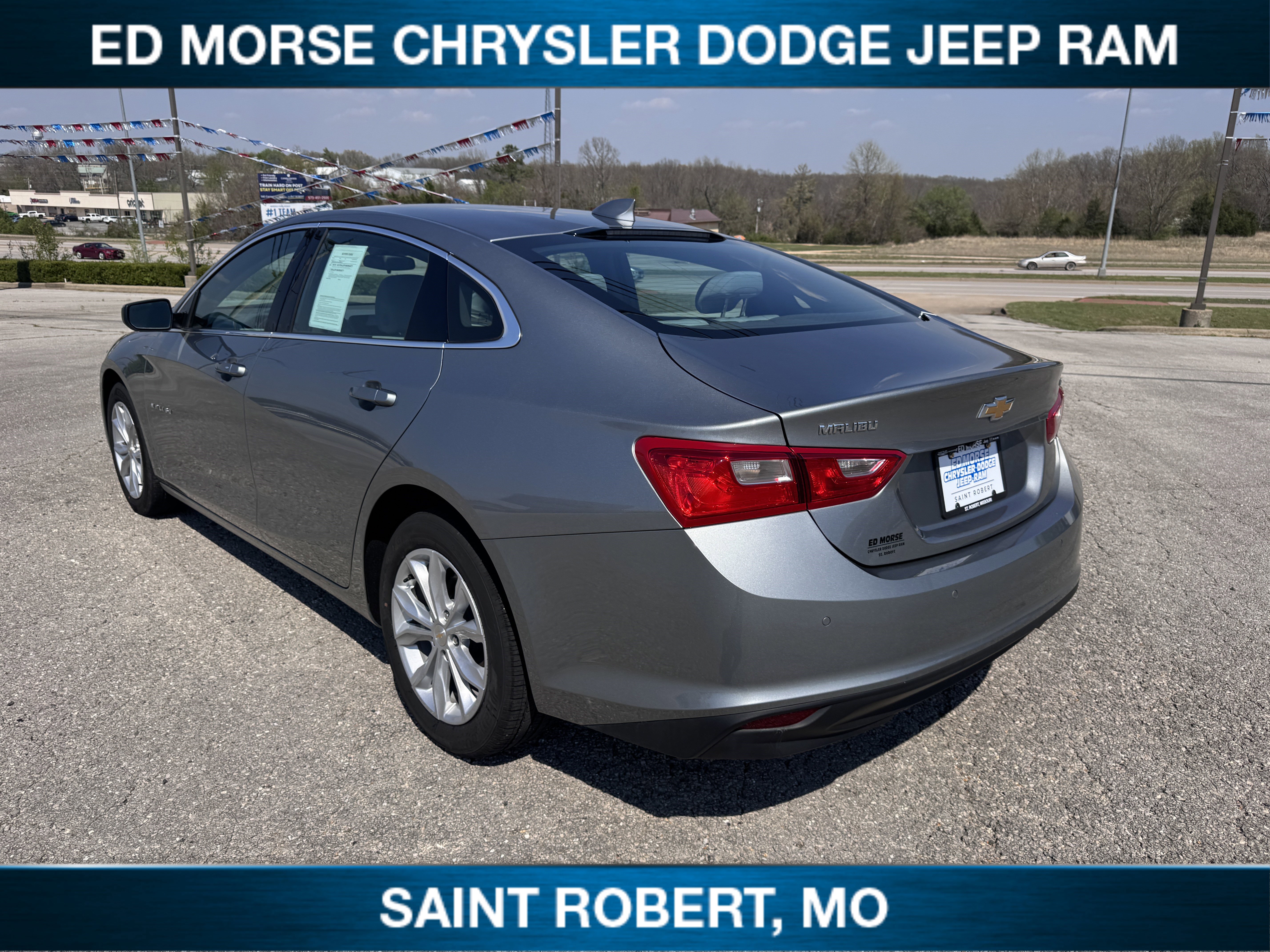 Used 2025 Chevrolet Malibu LT FWD image 5