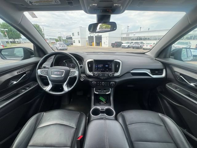 Used 2024 GMC Terrain SLT w/ Tech Package AWD/4WD image 18