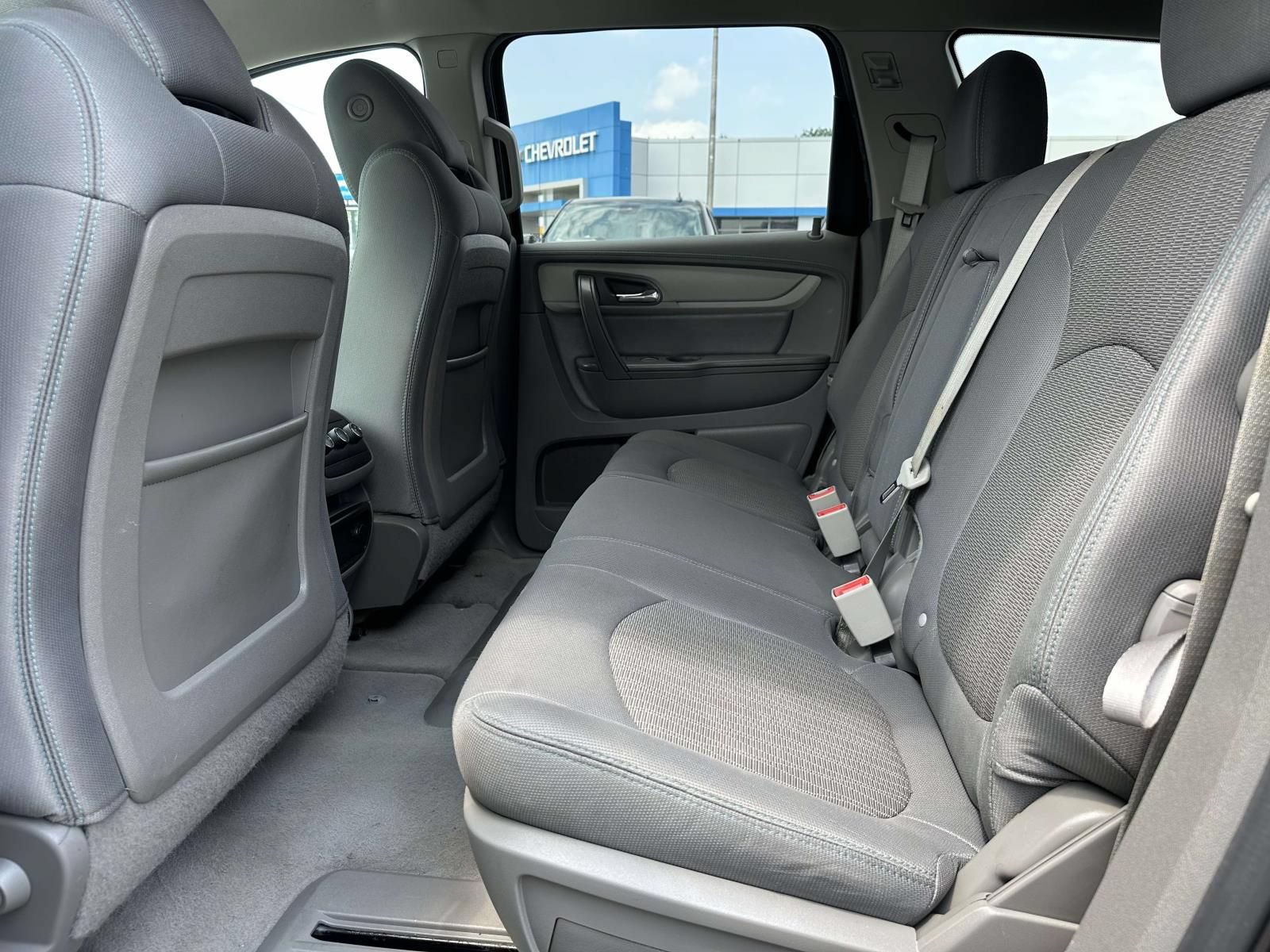 Used 2017 Chevrolet Traverse LS FWD image 24