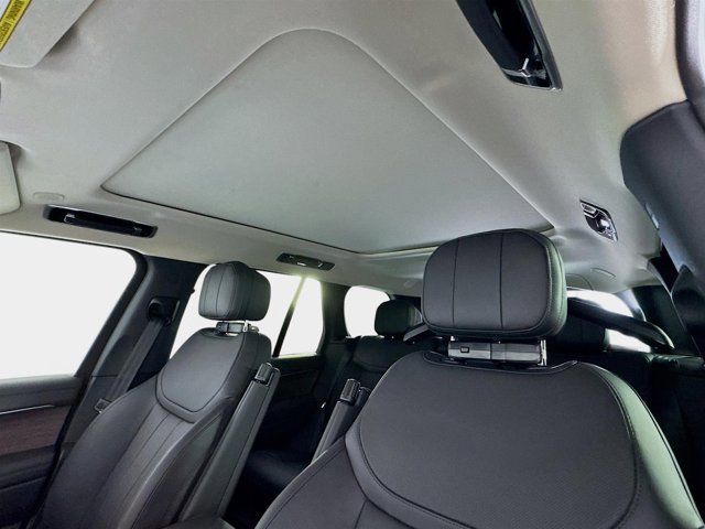 New 2026 Land Rover Range Rover SE AWD/4WD image 14