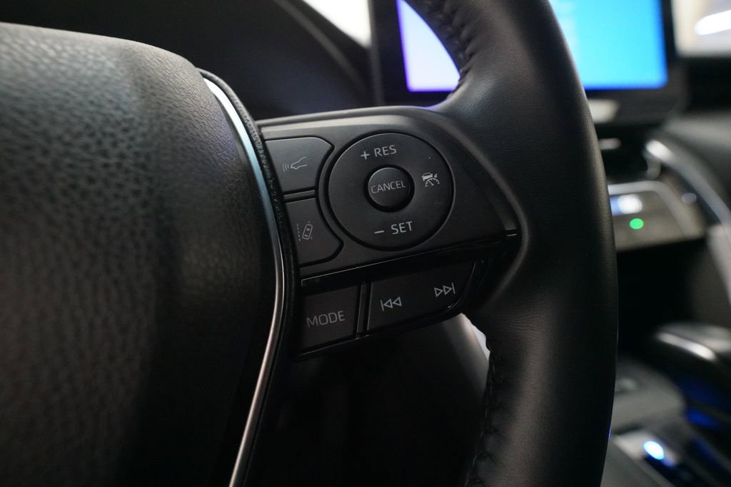Used 2024 Toyota Venza Nightshade image 19