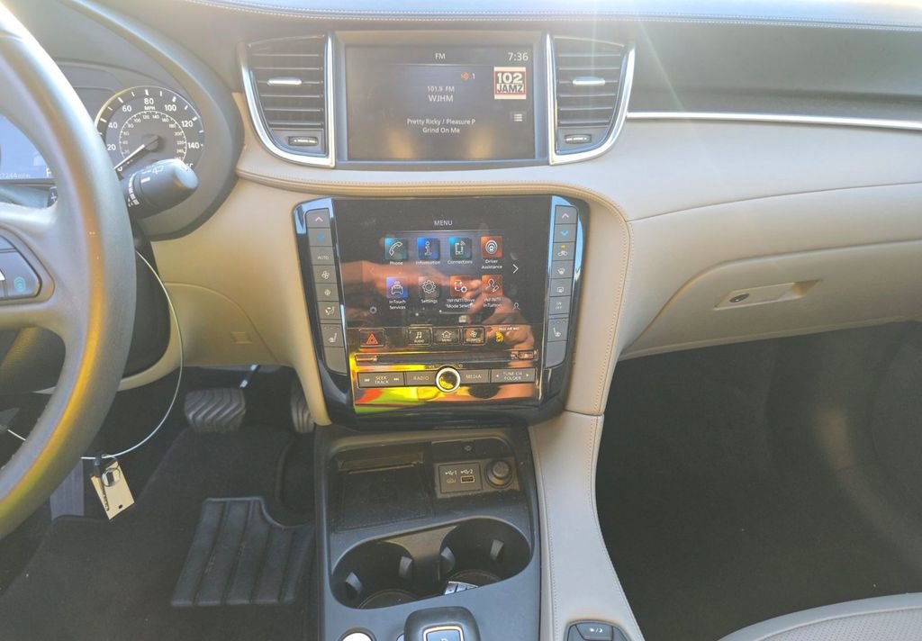 Used 2023 INFINITI QX50 Luxe FWD image 10