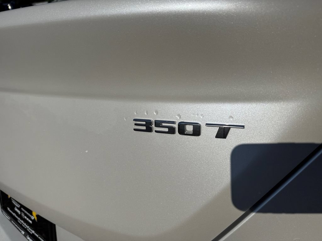 Used 2023 Cadillac CT4 Luxury RWD image 16