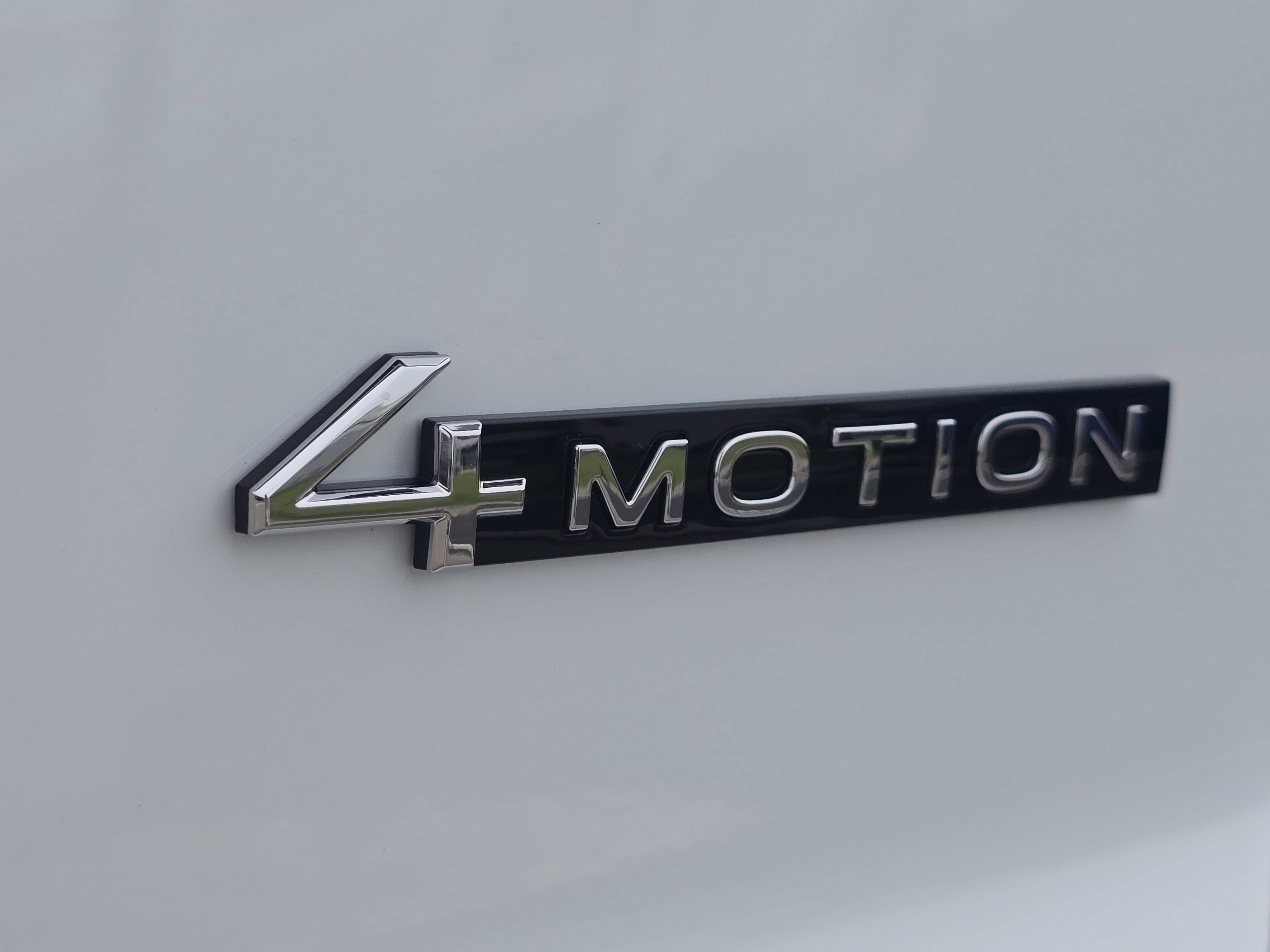 New 2026 Volkswagen Atlas Cross Sport SE AWD/4WD image 15