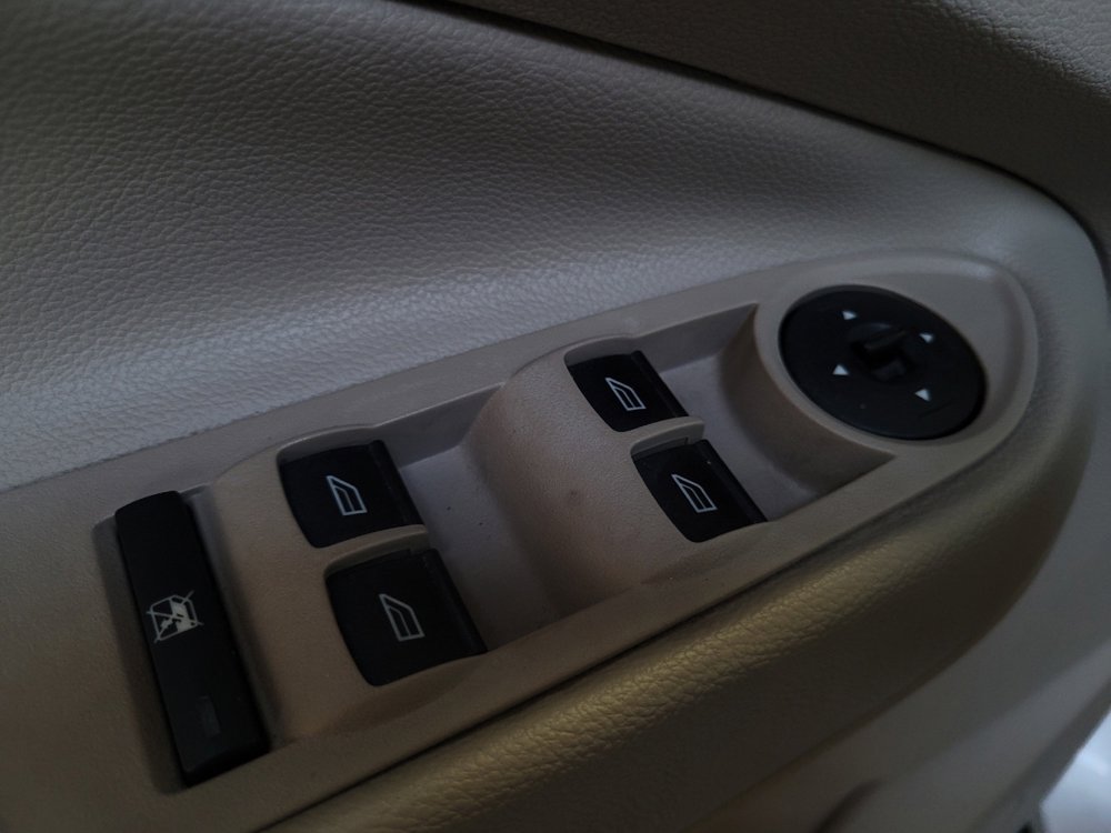 Used 2014 Ford Escape SE image 27