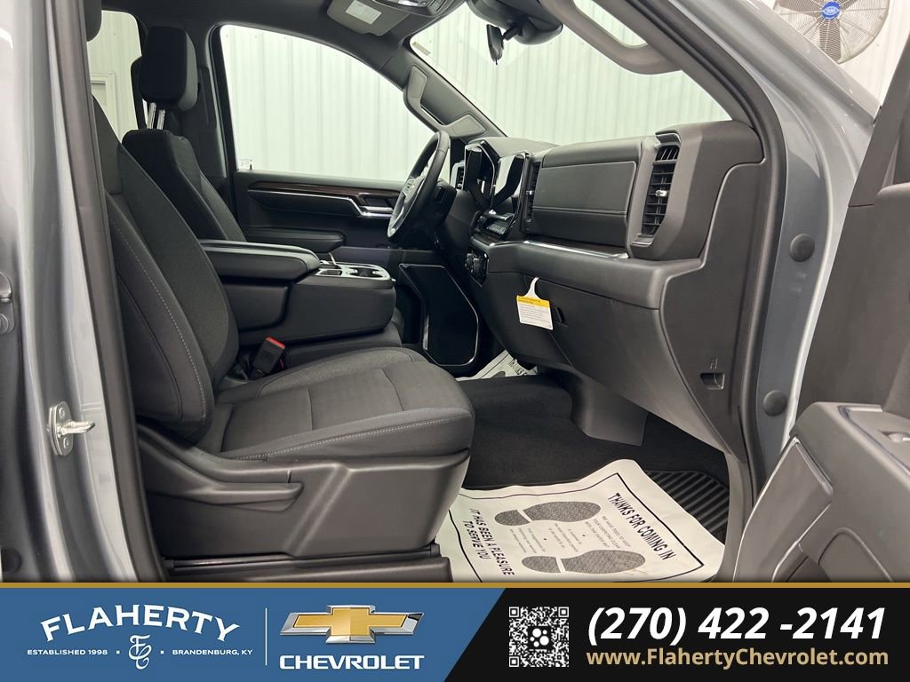 Used 2024 Chevrolet Silverado 1500 LT image 15