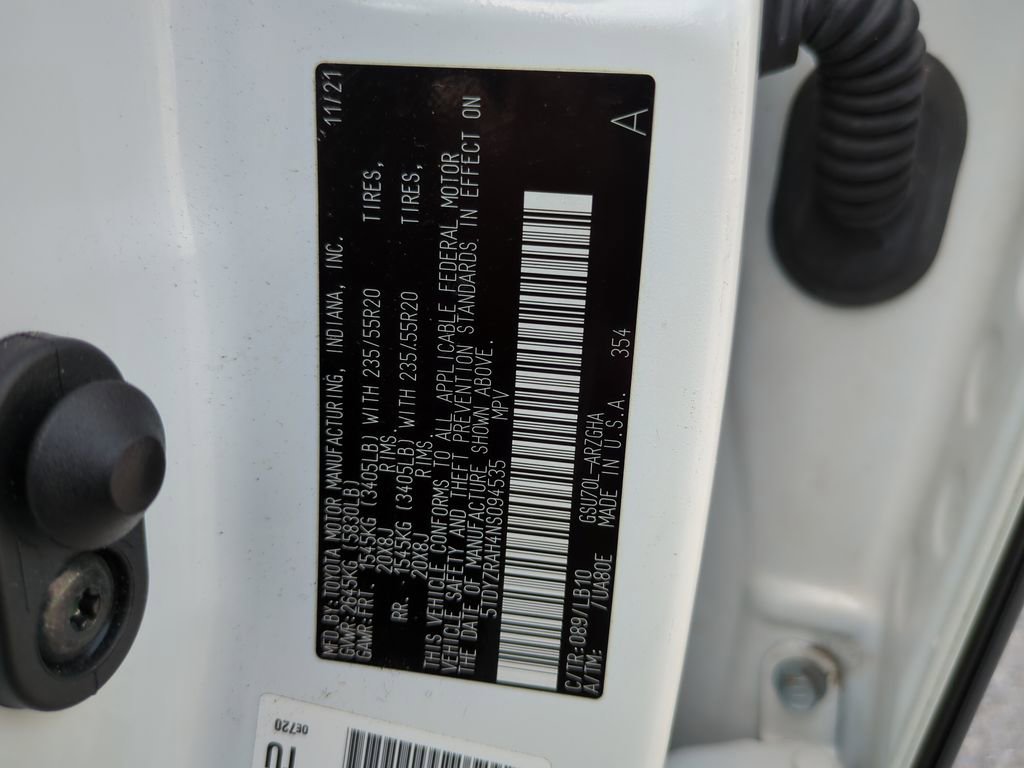 Used 2022 Toyota Highlander Limited image 35
