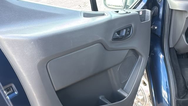 Certified 2020 Ford Transit 150 XLT image 9
