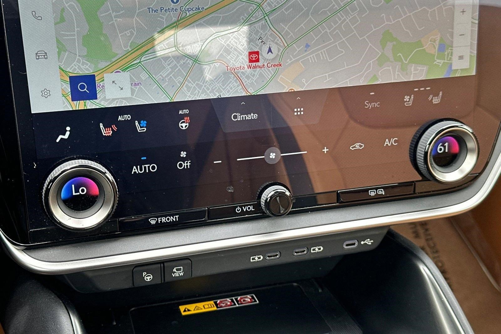 Used 2023 Lexus RZ 450e Premium w/ Technology Package AWD/4WD image 27