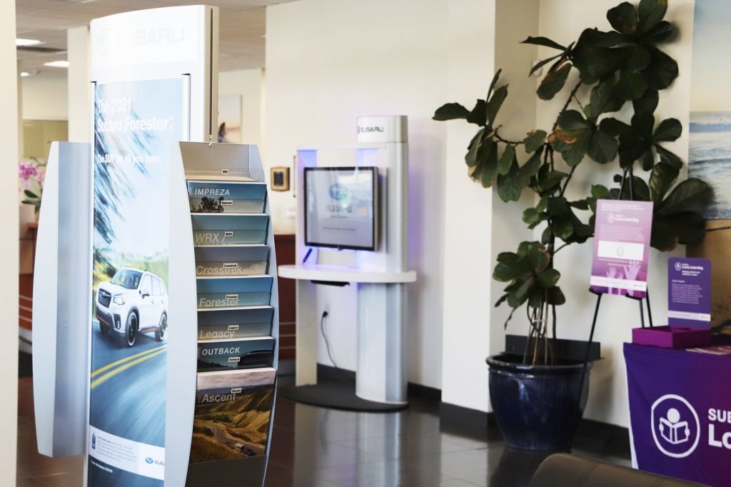 Used 2025 Subaru Ascent Premium image 42