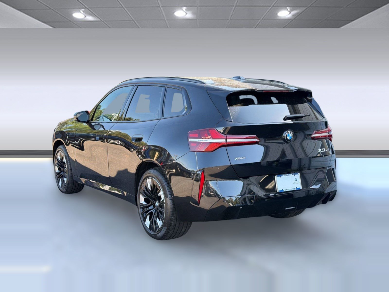 Used 2025 BMW X3 xDrive30i w/ M Sport Package image 3