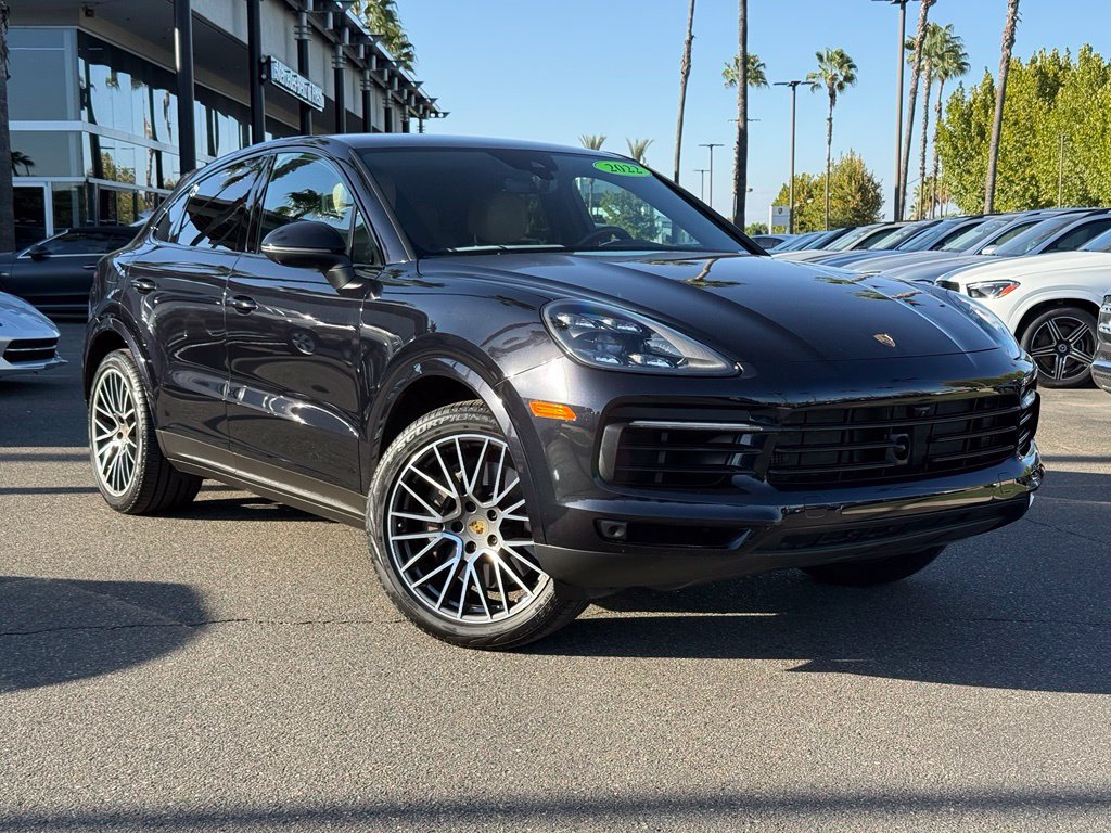 Used 2022 Porsche Cayenne S AWD/4WD image 1
