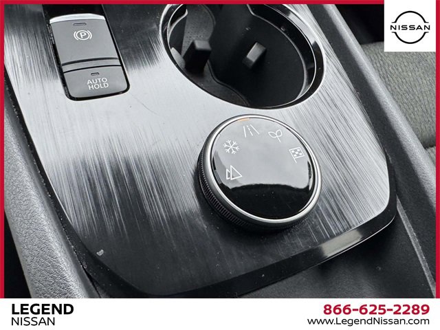 Certified 2024 Nissan Rogue SV image 29