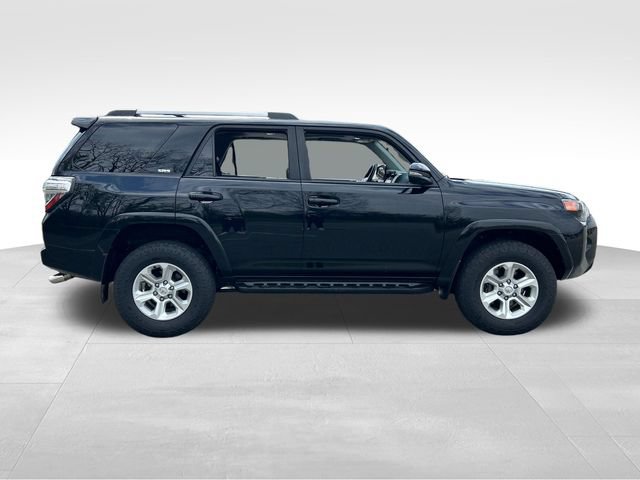 Certified 2023 Toyota 4Runner SR5 Premium w/ Moonroof Package AWD/4WD image 6