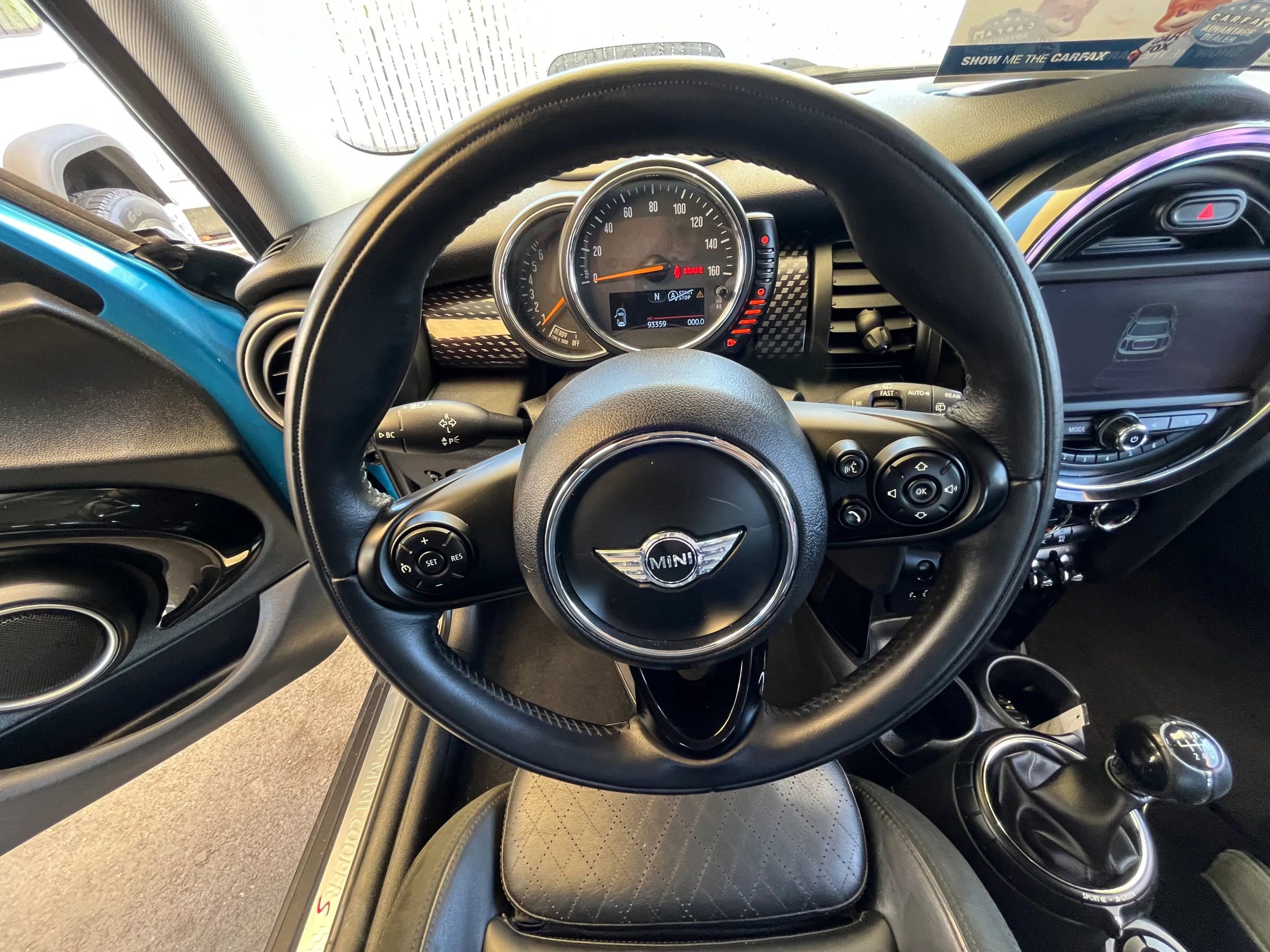 Used 2015 MINI Cooper S w/ Mini Wired Pack image 17