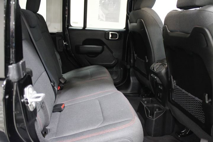 Used 2025 Jeep Wrangler Rubicon image 27