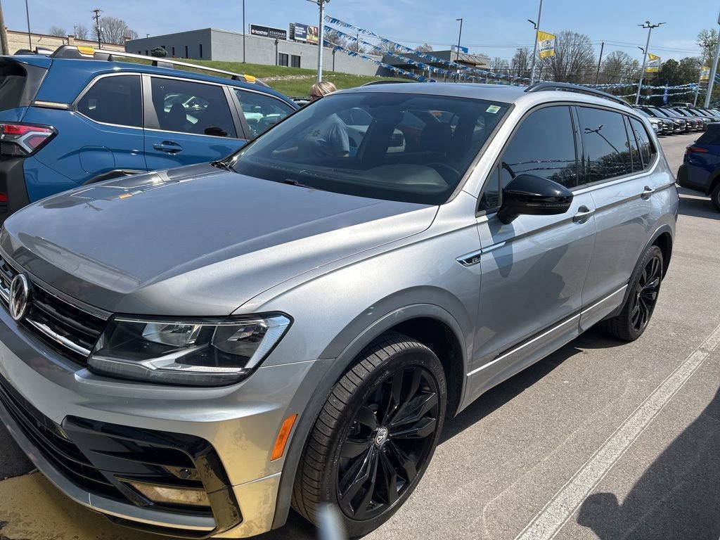 Used 2021 Volkswagen Tiguan SEL image 1