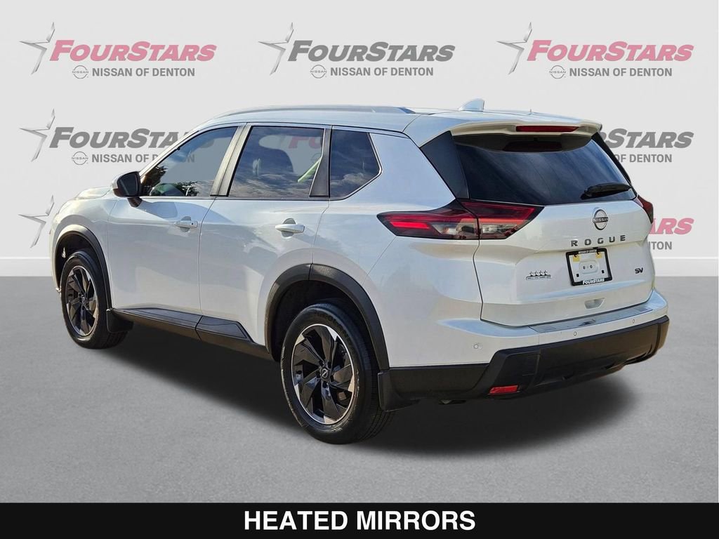 Used 2024 Nissan Rogue SV w/ SV Premium Package image 7