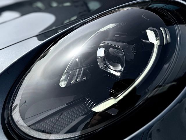 Used 2025 Porsche 911 Carrera image 38