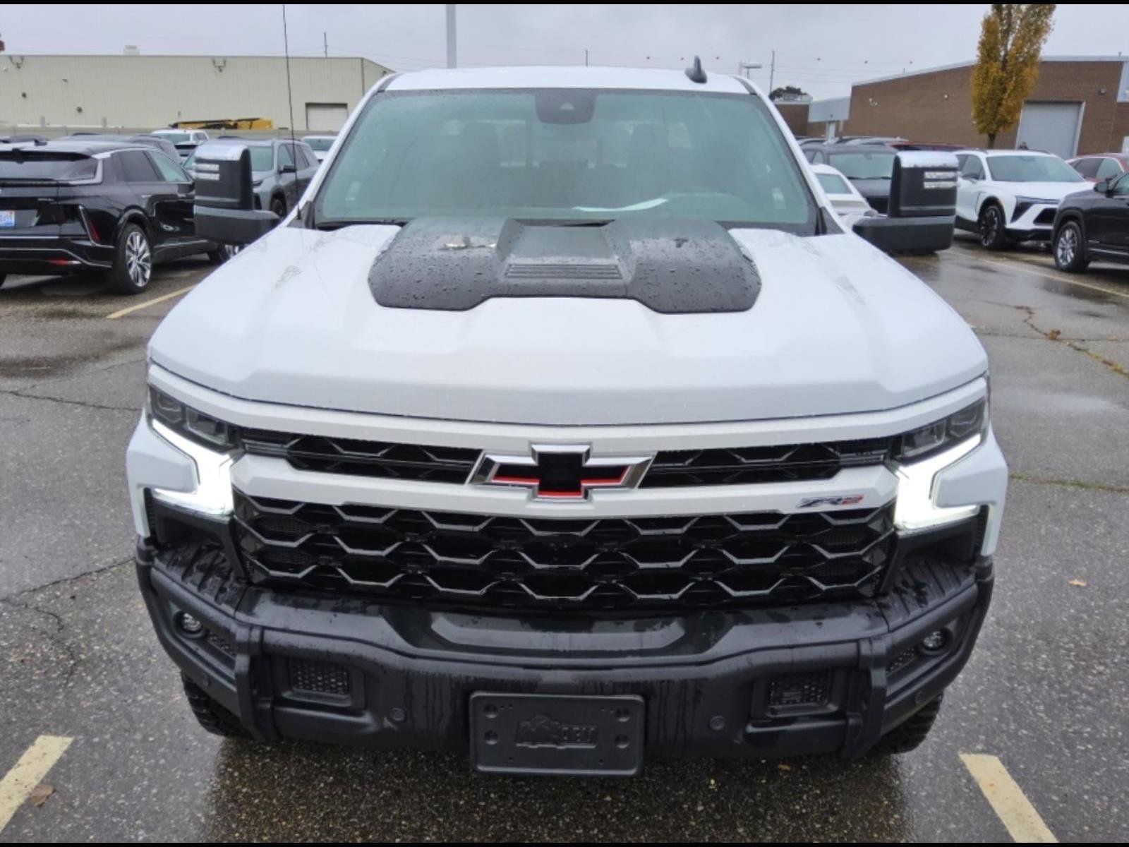 Used 2024 Chevrolet Silverado 1500 ZR2 w/ ZR2 Bison Edition image 2