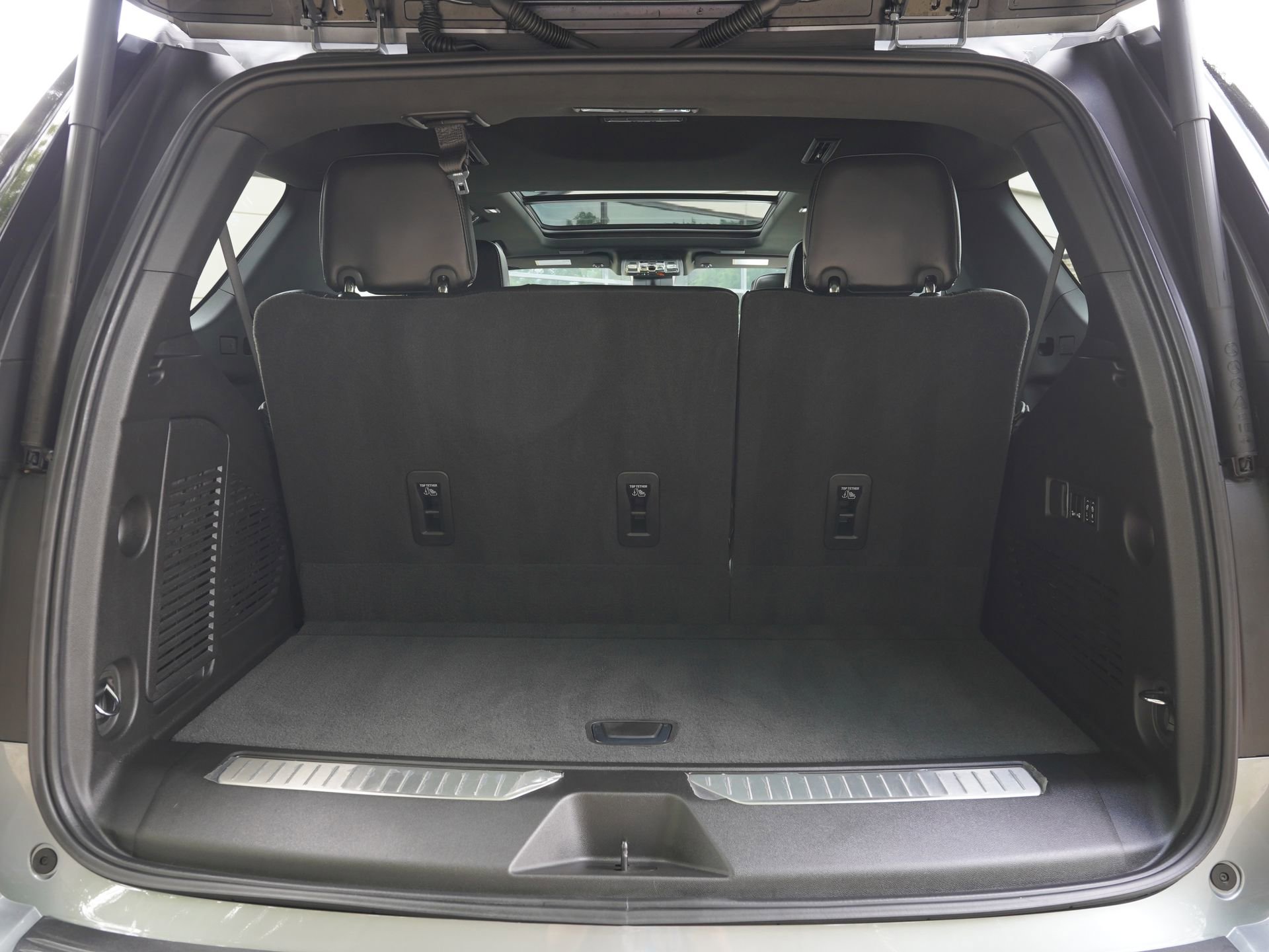 Used 2026 GMC Yukon AT4 Ultimate AWD/4WD image 13