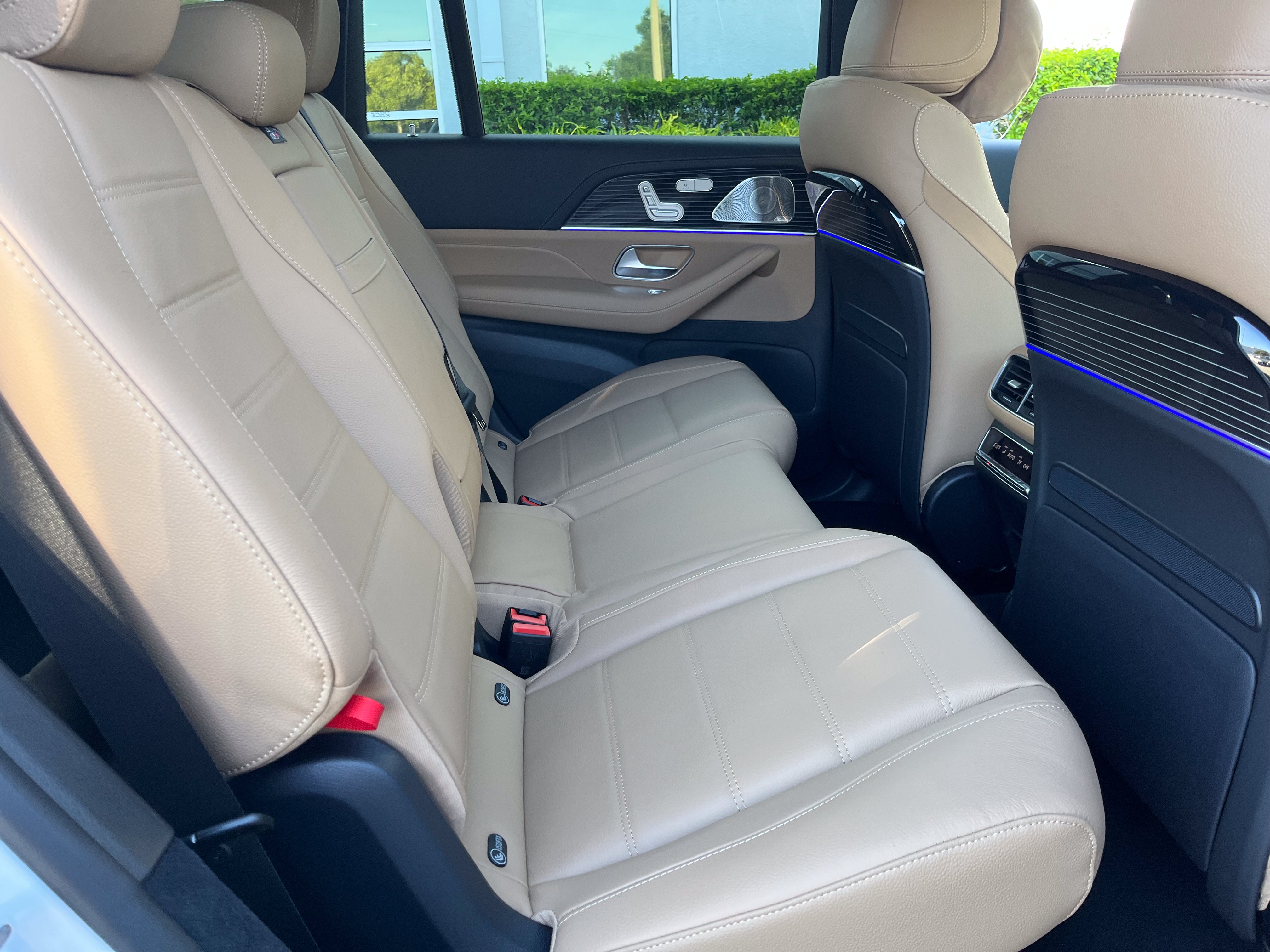 New 2026 Mercedes-Benz GLS 450 4MATIC image 21