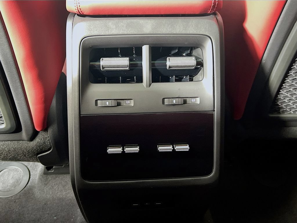 New 2026 Porsche Macan 4 Electric AWD/4WD image 27